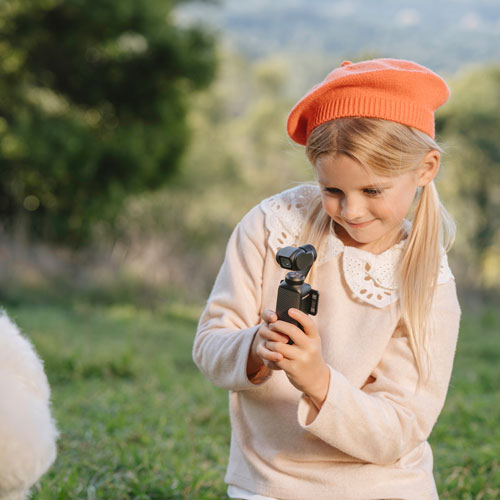 DJI Osmo Pocket 3 3-Axis Stabilized 4K Handheld Camera with Rotatable touchscreen - Black - Image 6