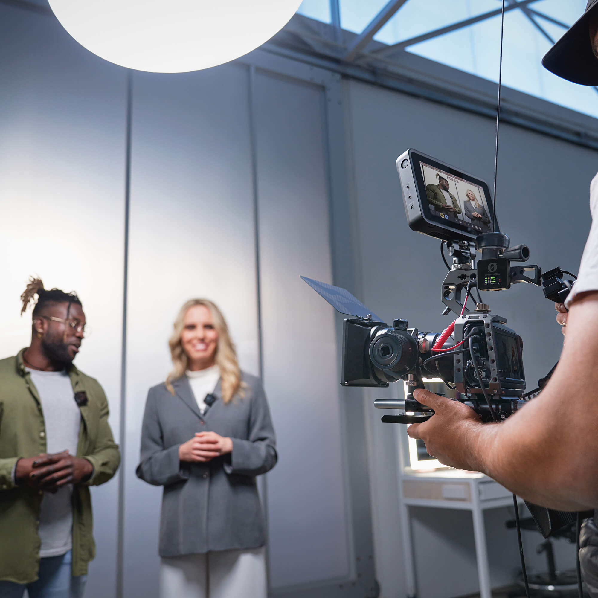 RODE Wireless PRO 2-Person Clip-On Wireless Microphone System/Recorder with Lavaliers (2.4 GHz) - Image 2